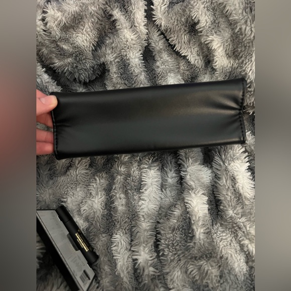 SOLD - Picture 3 of 4